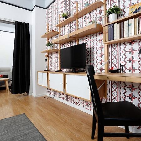 Traditional Modern 3 Bedroom Apartment In Center Bucarest Extérieur photo