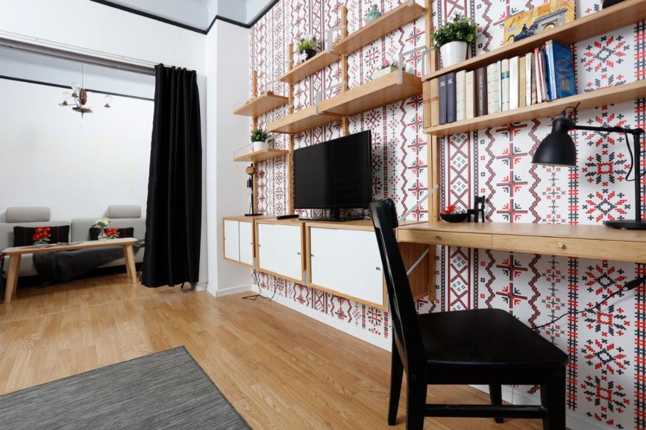 Traditional Modern 3 Bedroom Apartment In Center Bucarest Extérieur photo